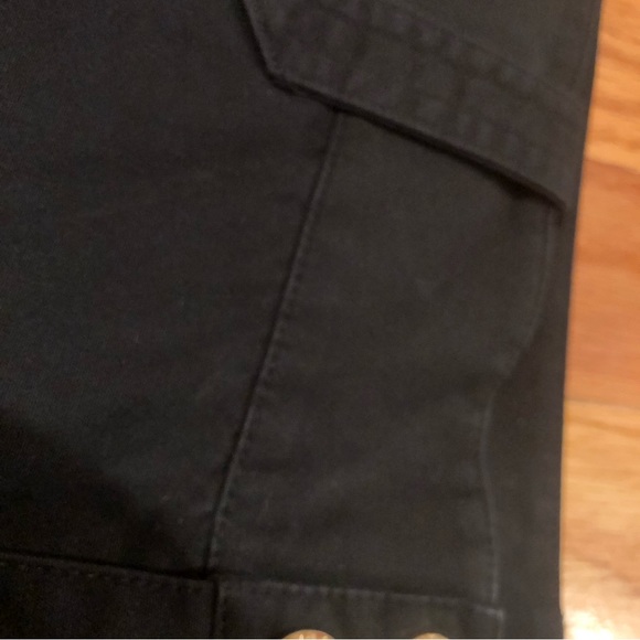 Lauren Ralph Lauren Black Pocket Cargo Pants With Gold Hardware - Picture 12 of 12